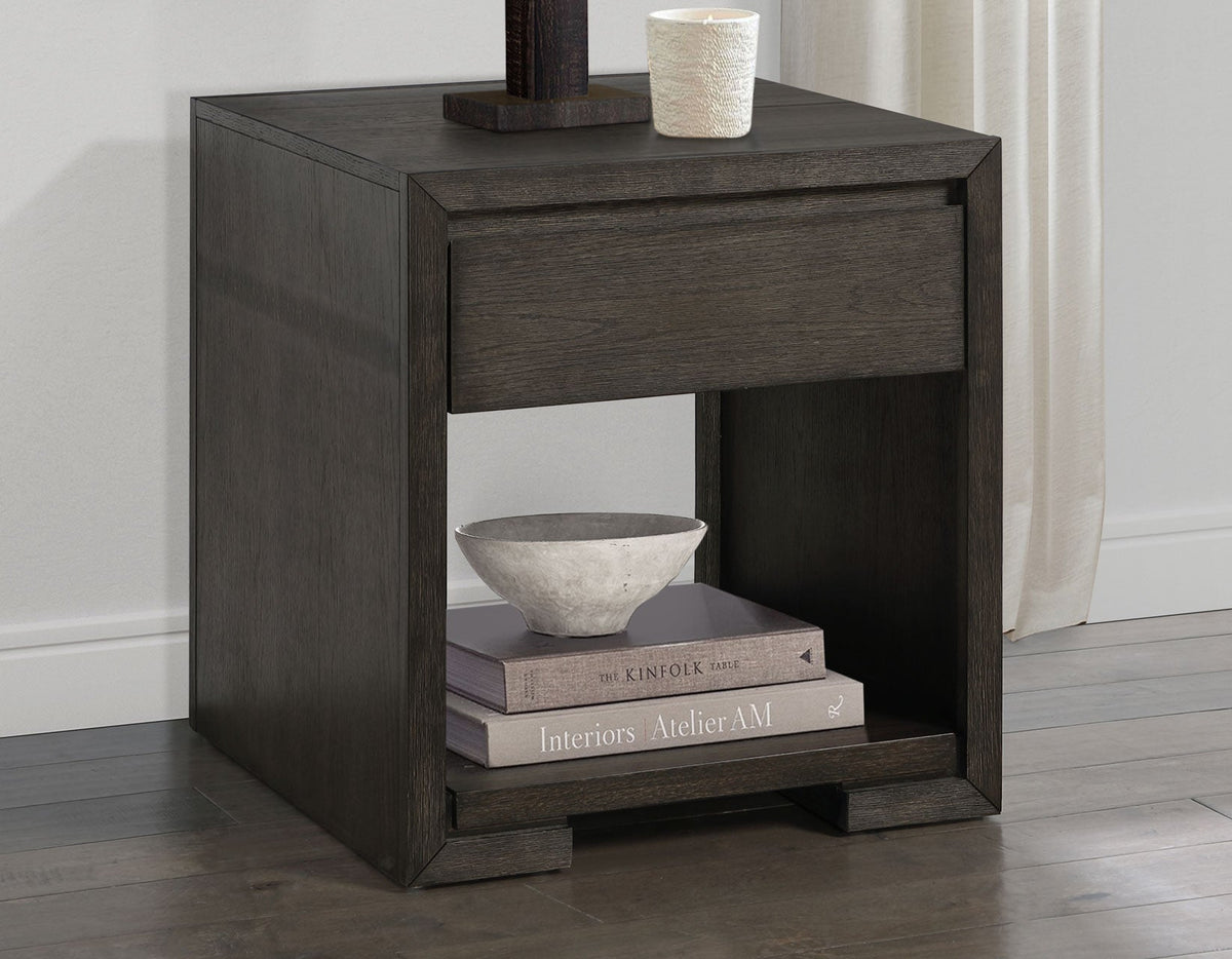 Evan 24″ End Table
