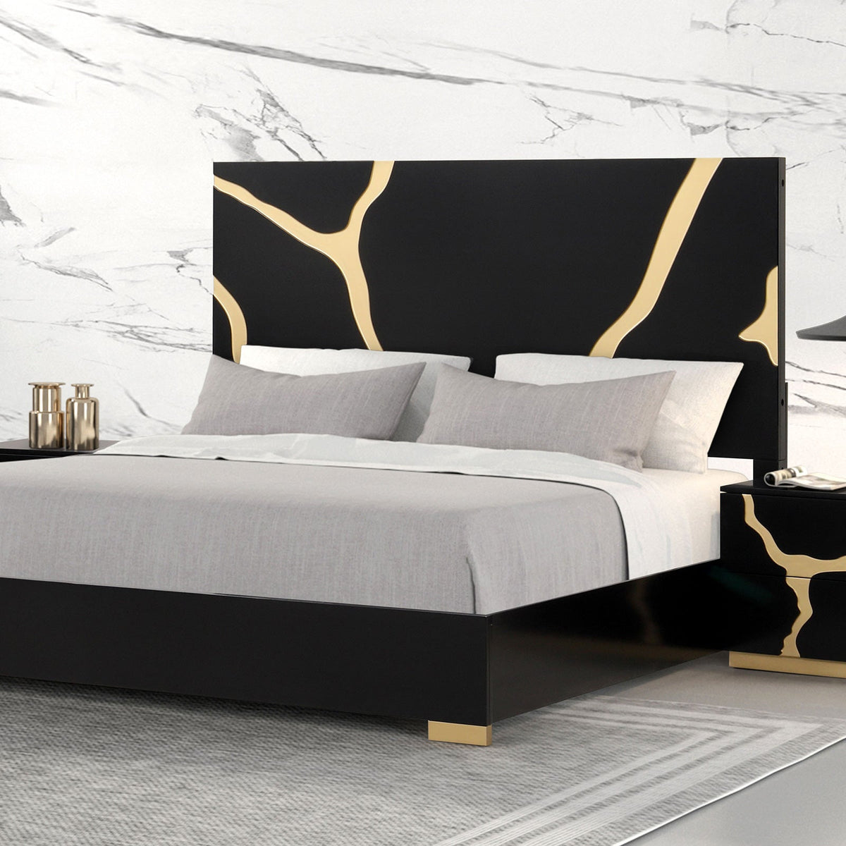 Goldsberg Black/Gold Contemporary Bedroom Set