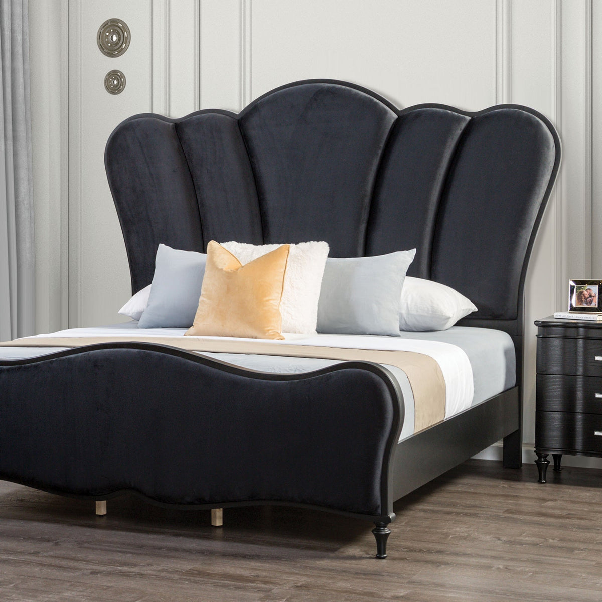 Melodi Parc Black Glam Bedroom Set