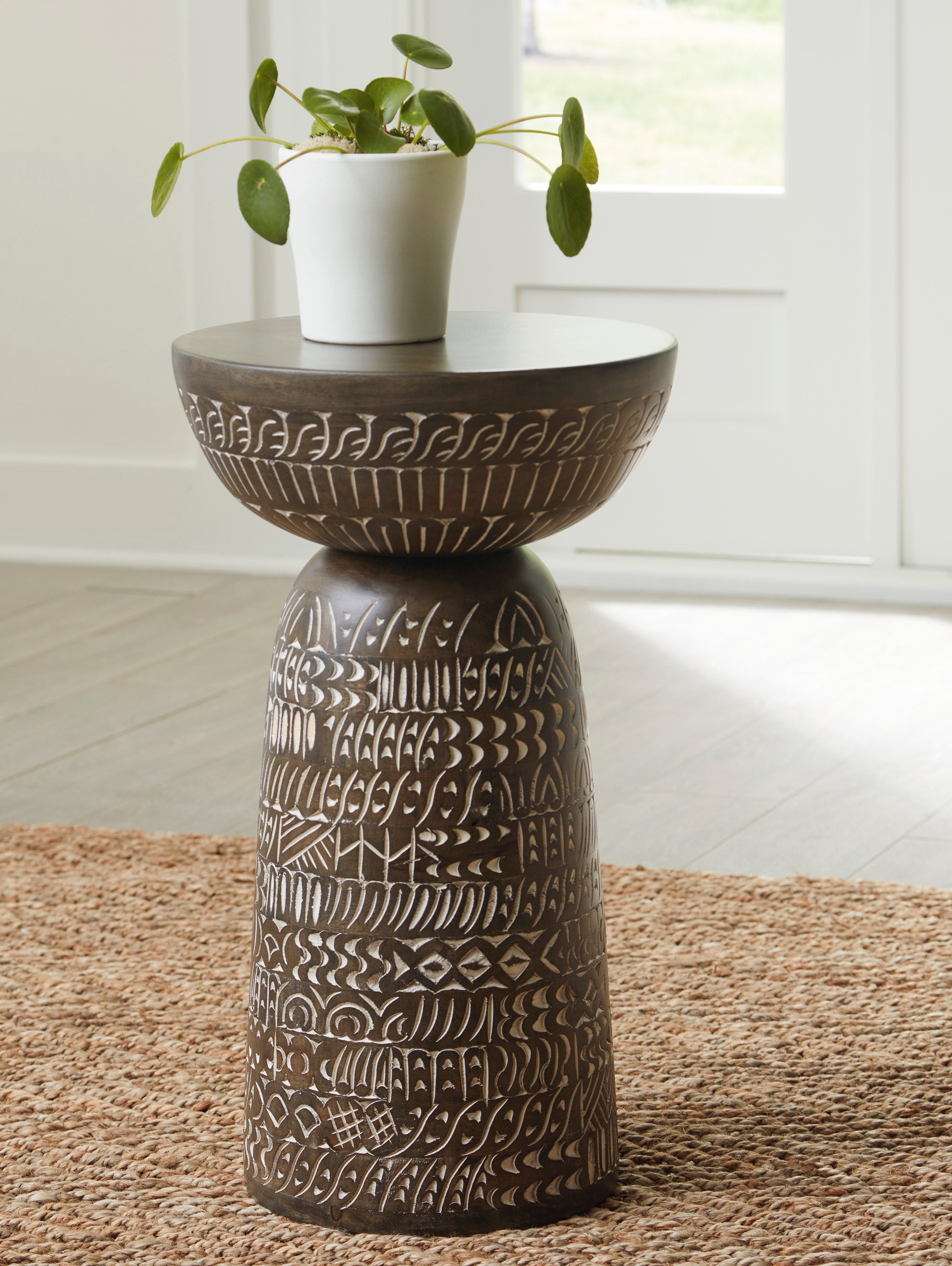 A4000622 Accent Table - A4000622 Accent Table