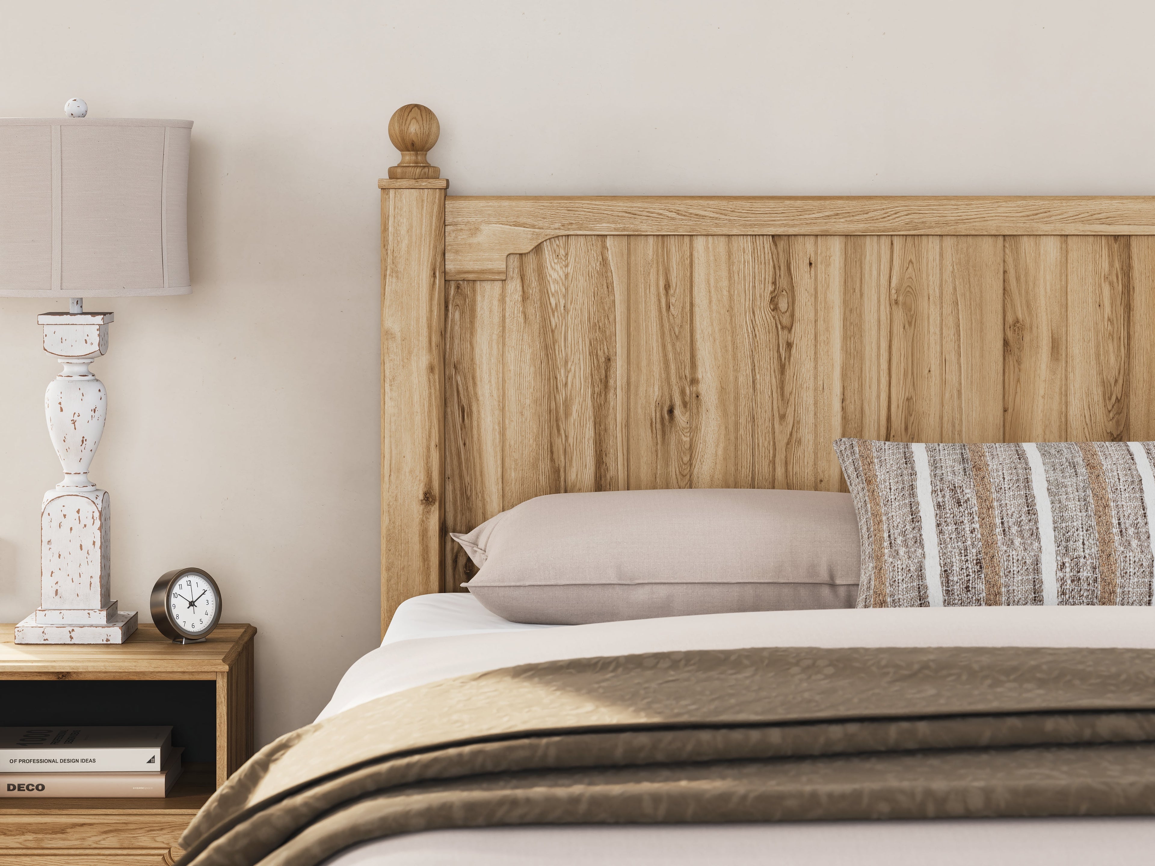 Aleaport King Panel Bed with Mirrored Dresser in Warm Brown from Ashley - Luna Furniture