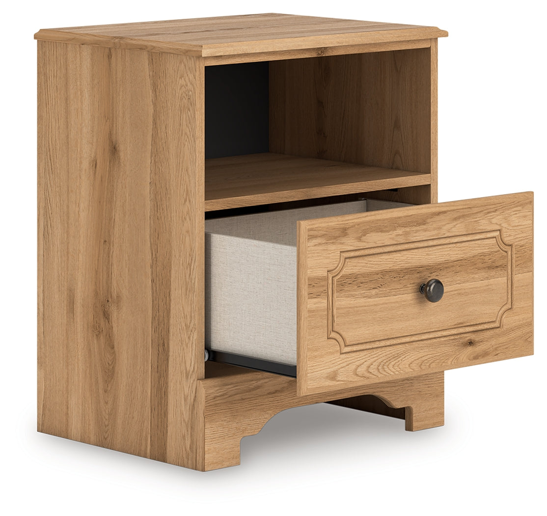 Aleaport Queen Panel Bed with Dresser and Nightstand in Warm Brown from Ashley - Luna Furniture