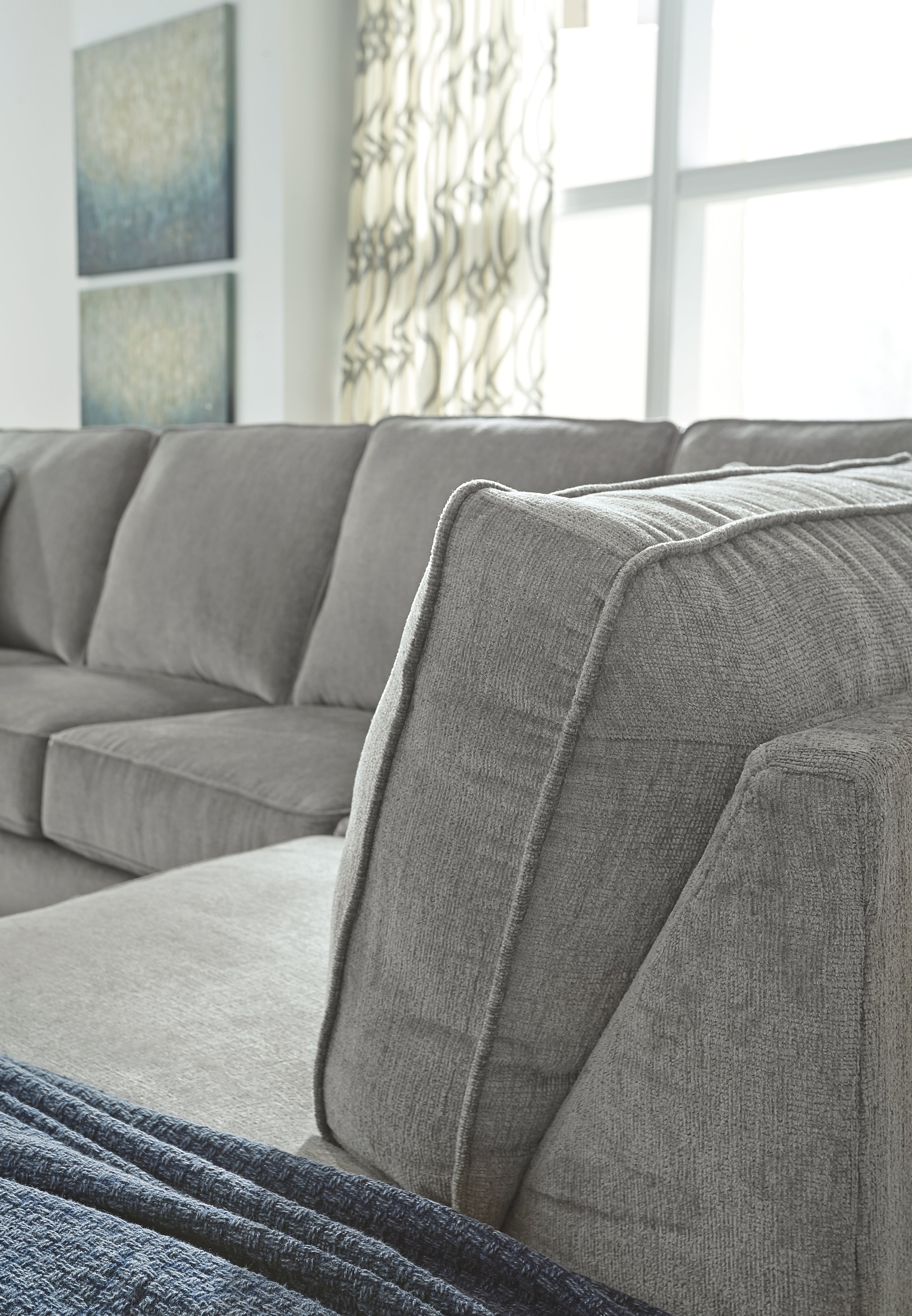 Altari 2-Piece Sectional with Ottoman in Alloy - PKG001812