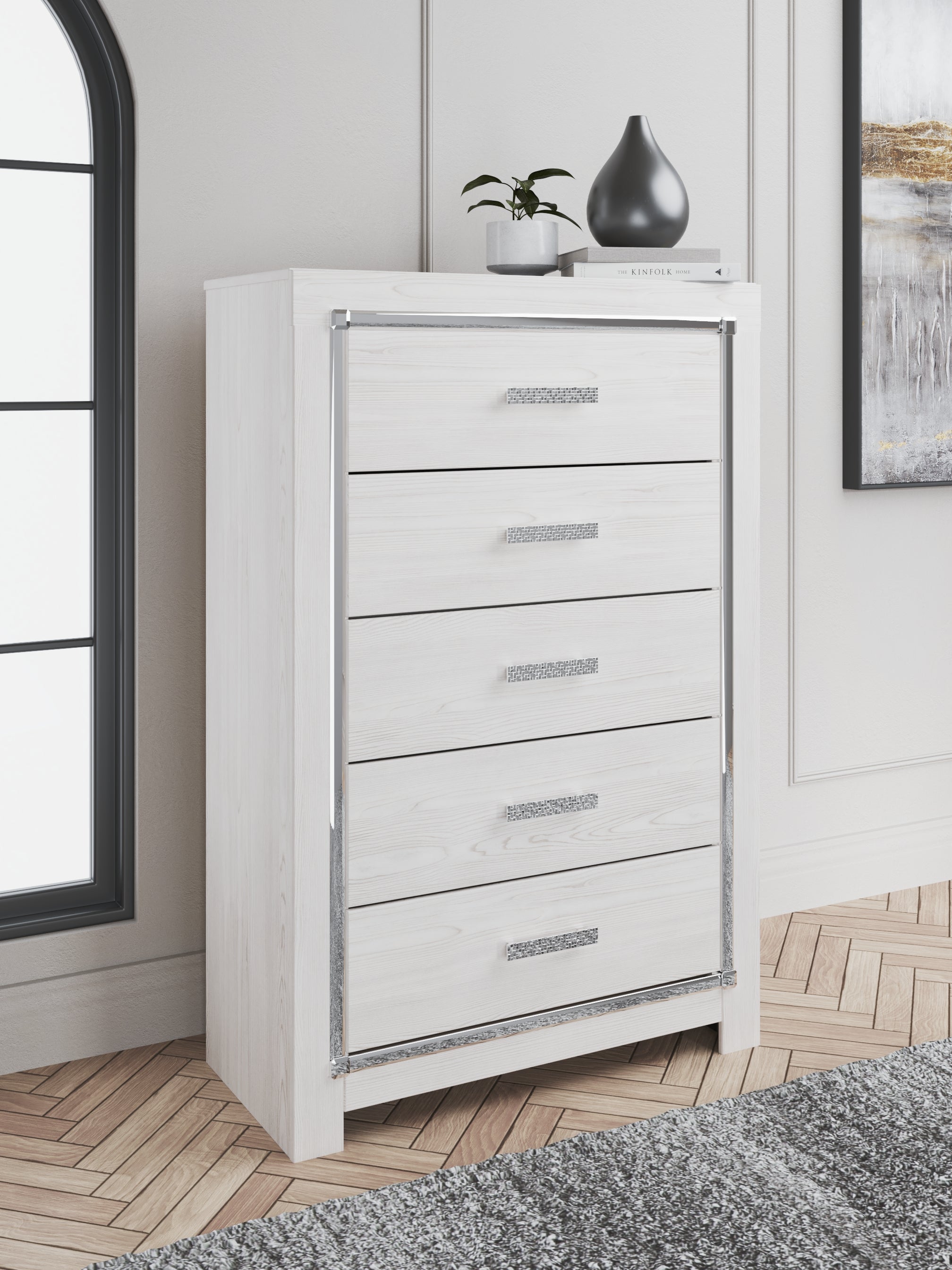 Altyra Queen Storage Bed, Chest and 2 Nightstands - B2640B68