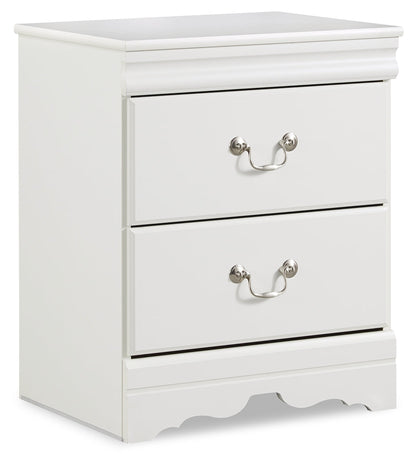 Anarasia Queen Sleigh Bed with Mirrored Dresser and 2 Nightstands in White from Ashley - Luna Furniture