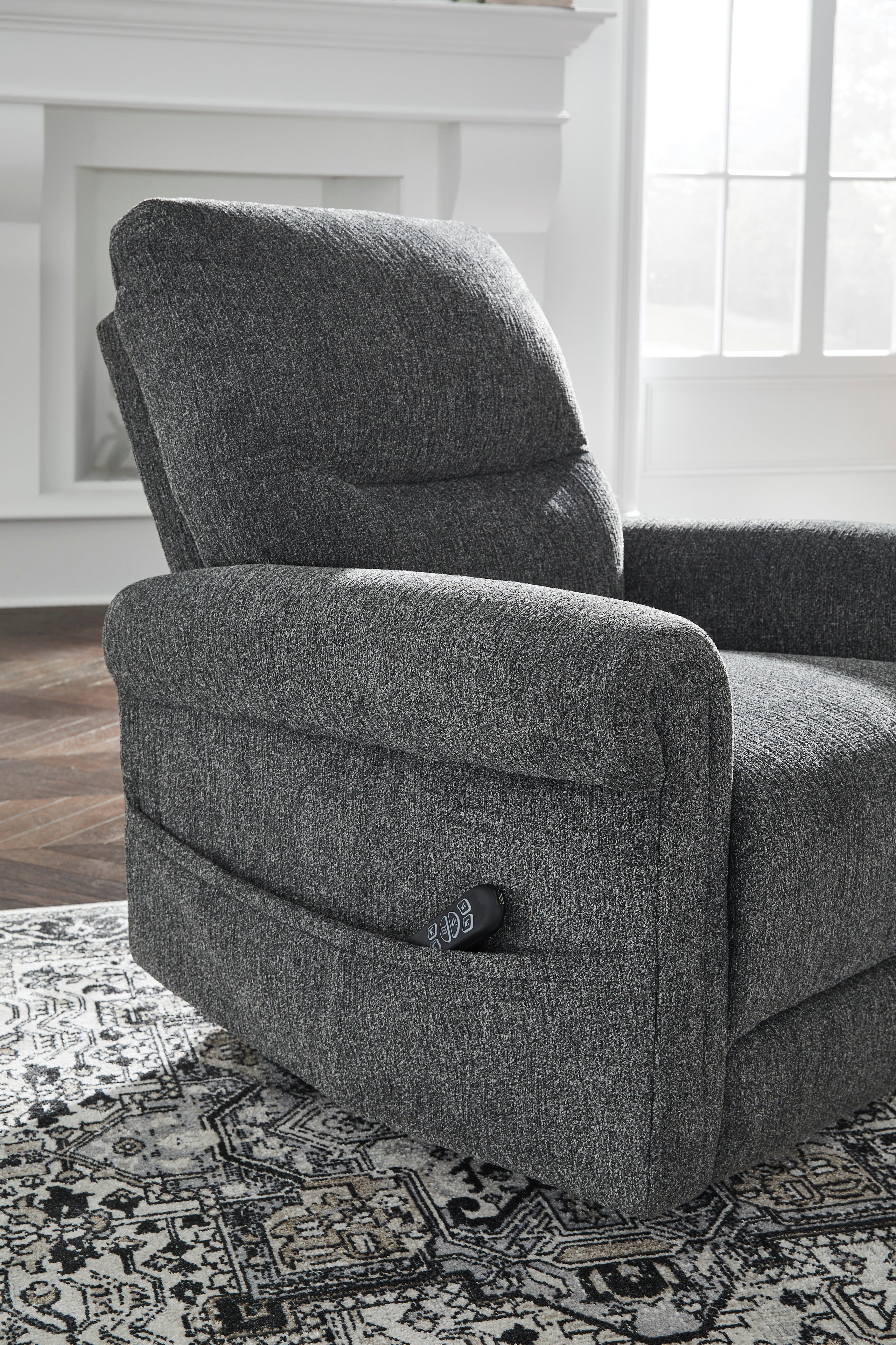 Ashley 1790312 - Power Lift Recliner - 1790312
