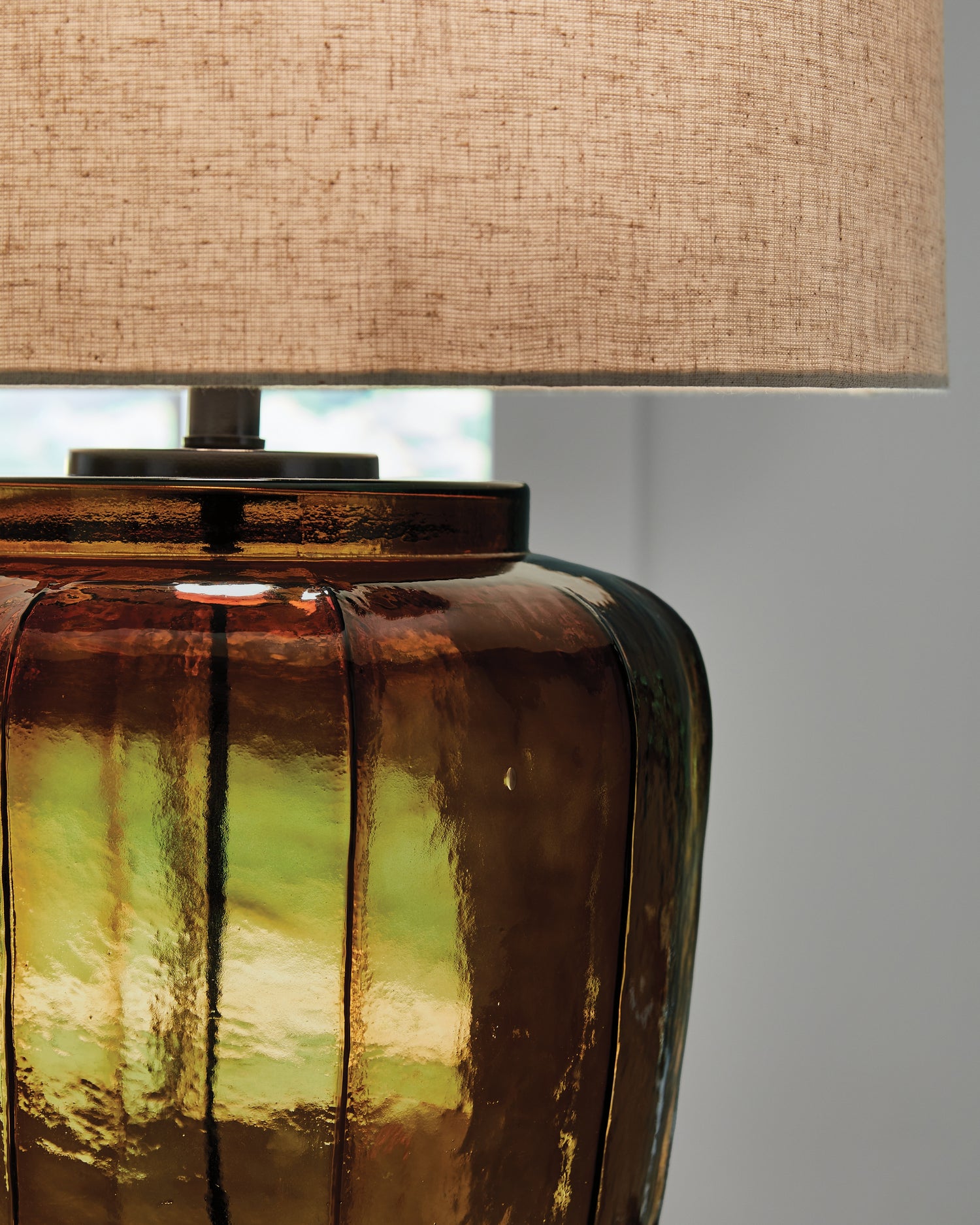 Bainmore Amber Table Lamp - L430914