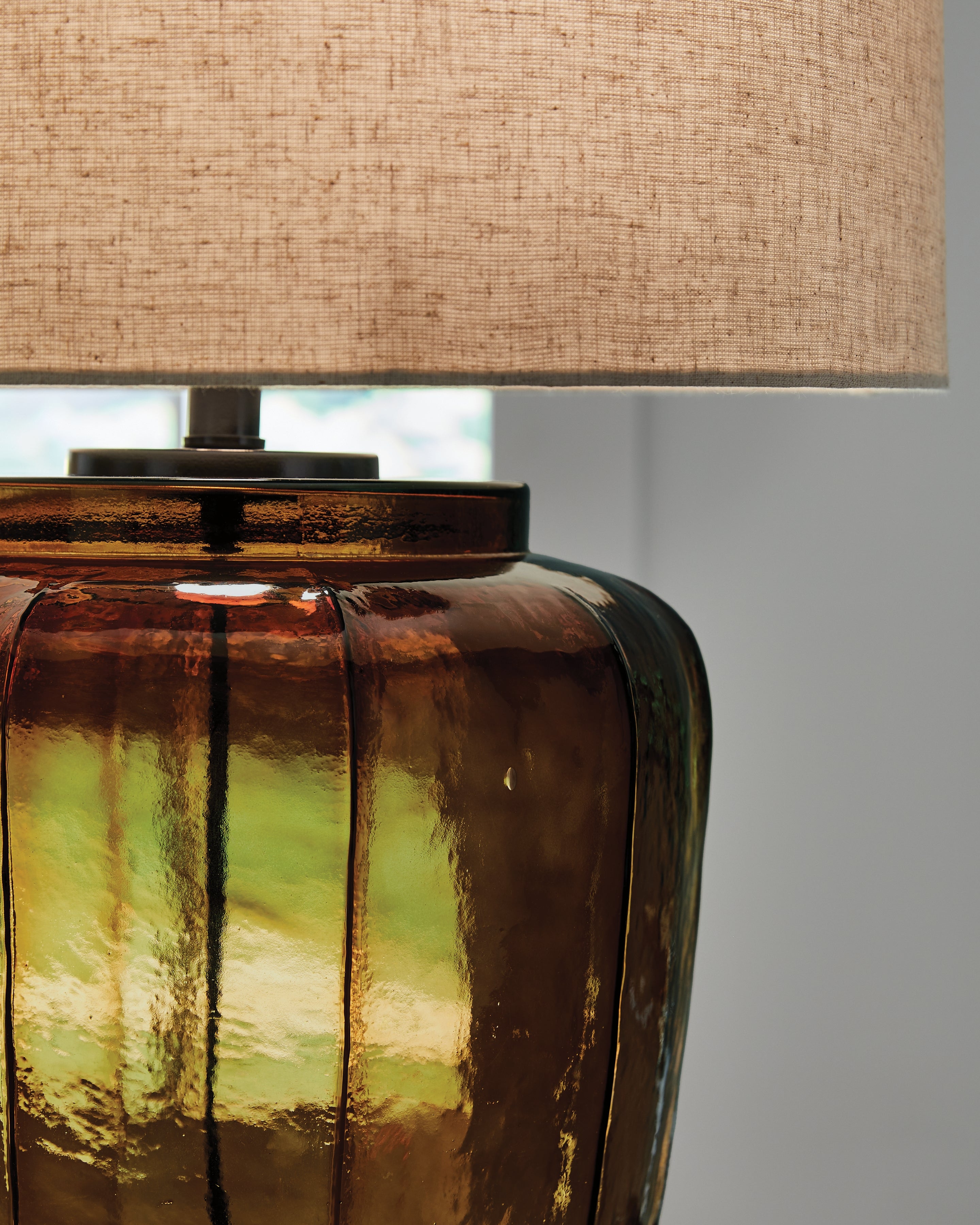 Bainmore Amber Table Lamp - L430914