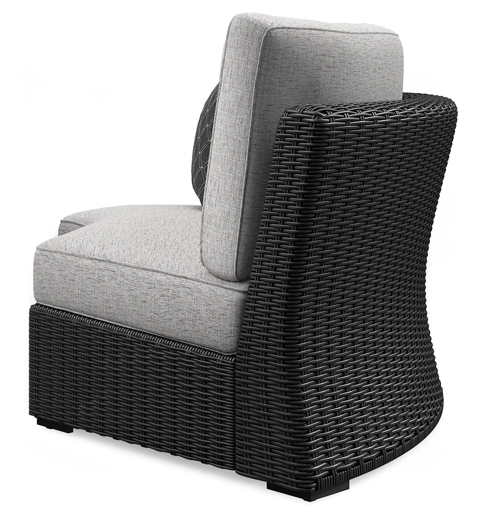 Beachcroft Black/Light Gray 5-Piece Outdoor Sectional - P792P6