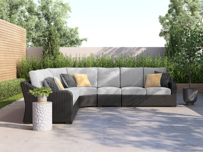 Beachcroft Black/Light Gray 5-Piece Outdoor Sectional - P792P6