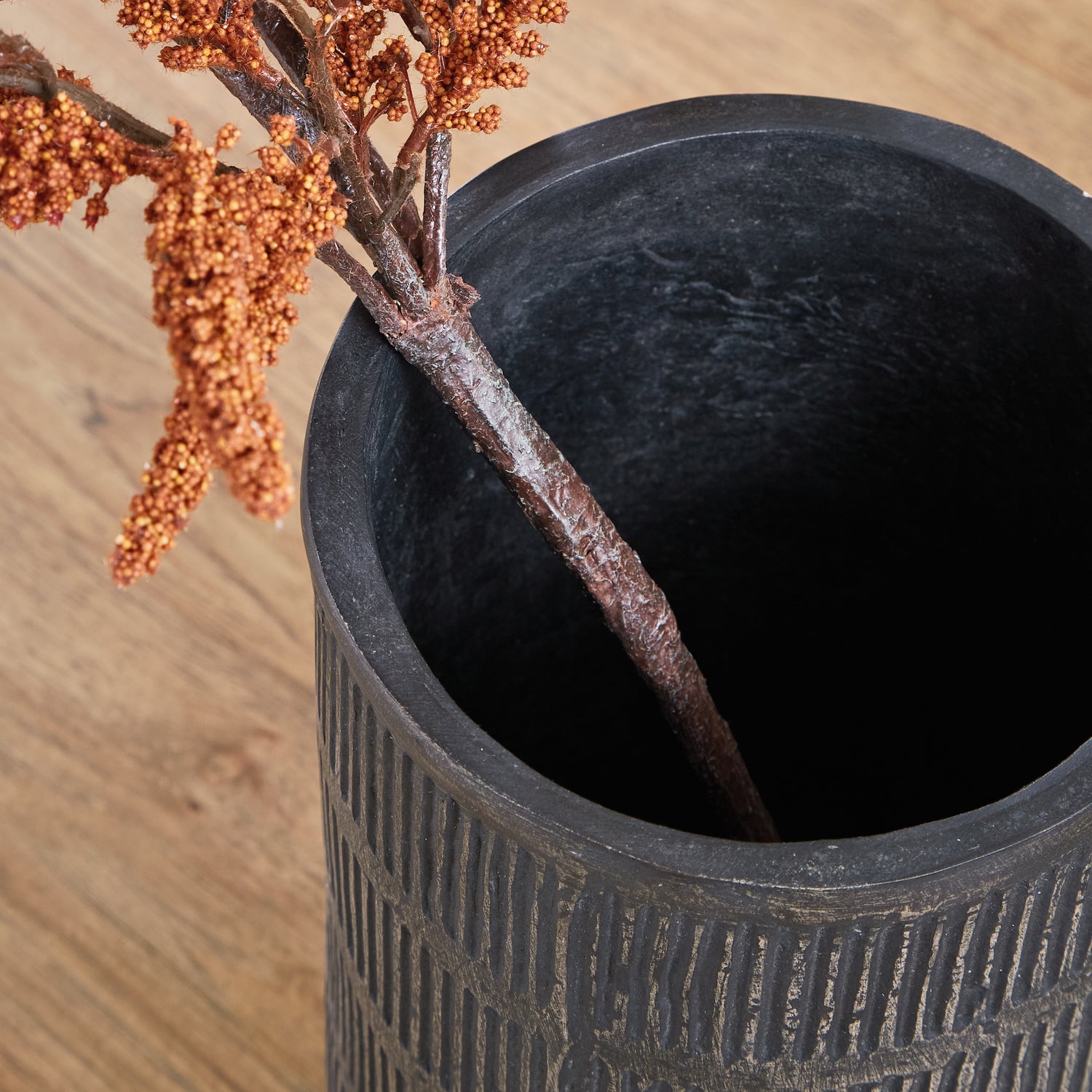 Beninworth Antique Black Vase - A2000878