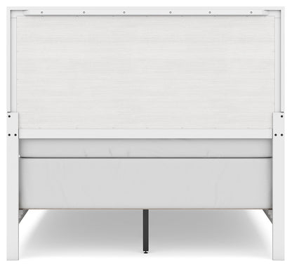 Binterglen Full Panel Bed with Nightstand in White - PKG016607