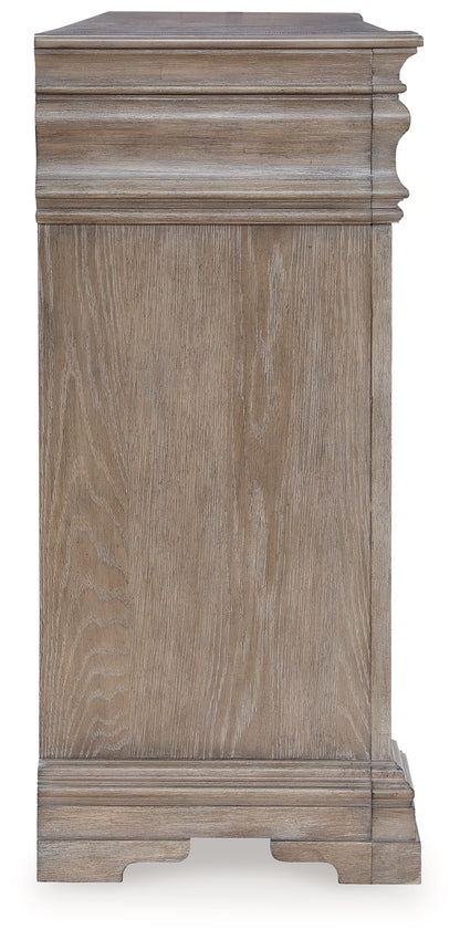 Blairhurst King Panel Bed, Dresser, Chest and 2  Nightstands - B916B11