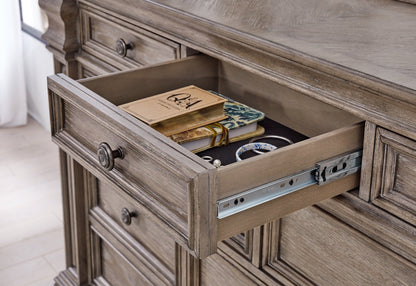 Blairhurst Light Grayish Brown Bedroom Set from Ashley - Luna Furniture