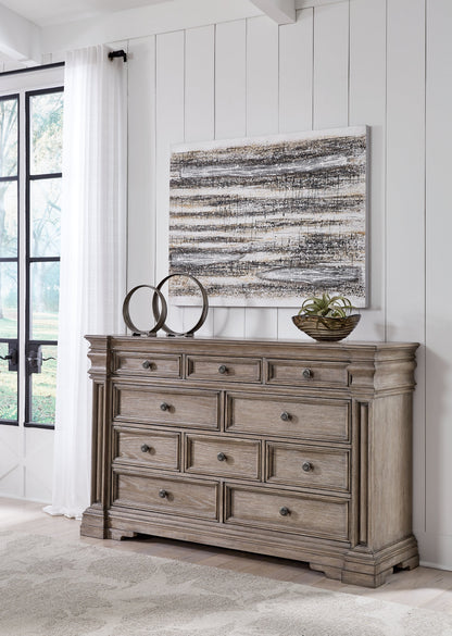 Blairhurst Queen Panel Bed with Dresser in Light Grayish Brown - PKG016988