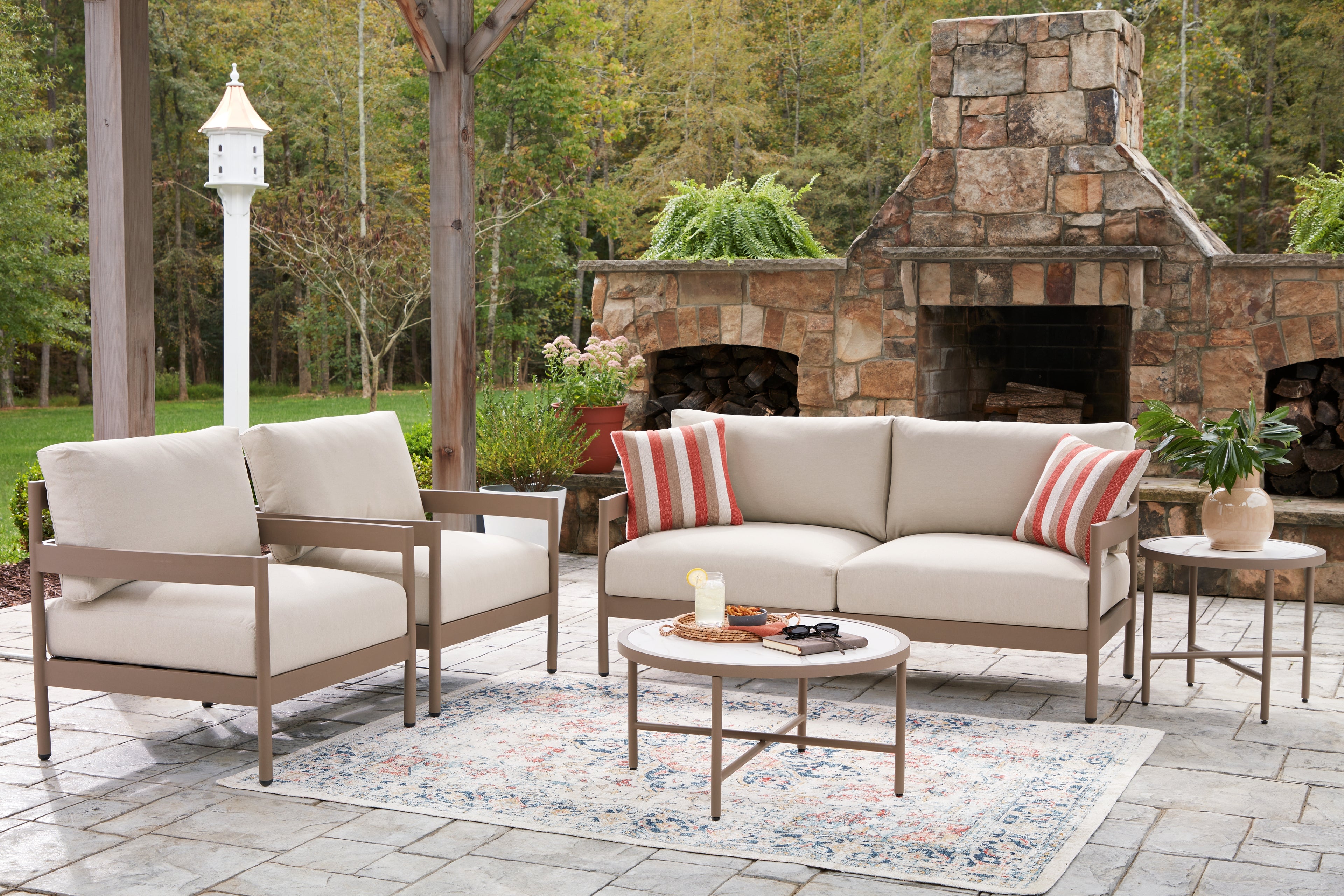 Bluff Trail Beige Outdoor Love/Chairs/Tables Set (Set of 5) - PCP383-080