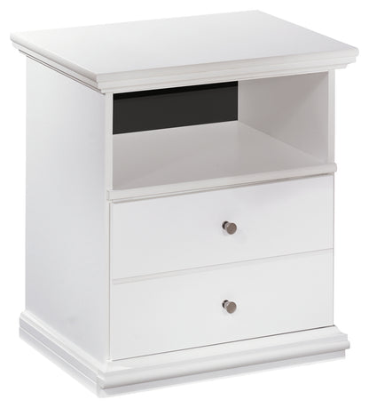 Bostwick Shoals Queen Panel Bed, Dresser, Mirror and 2 Nightstands - B139B50
