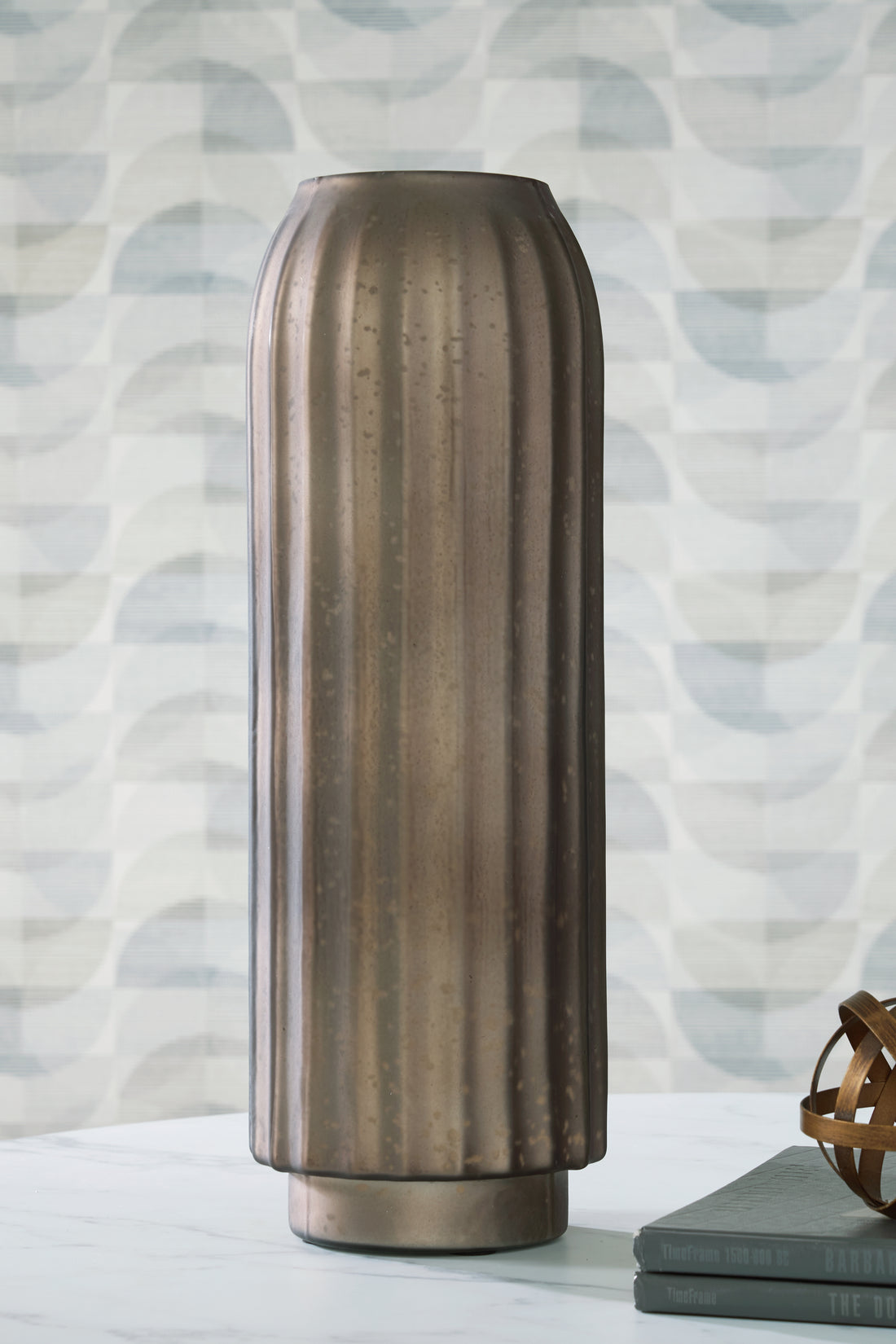 Briarcott Brown Vase - A2000705