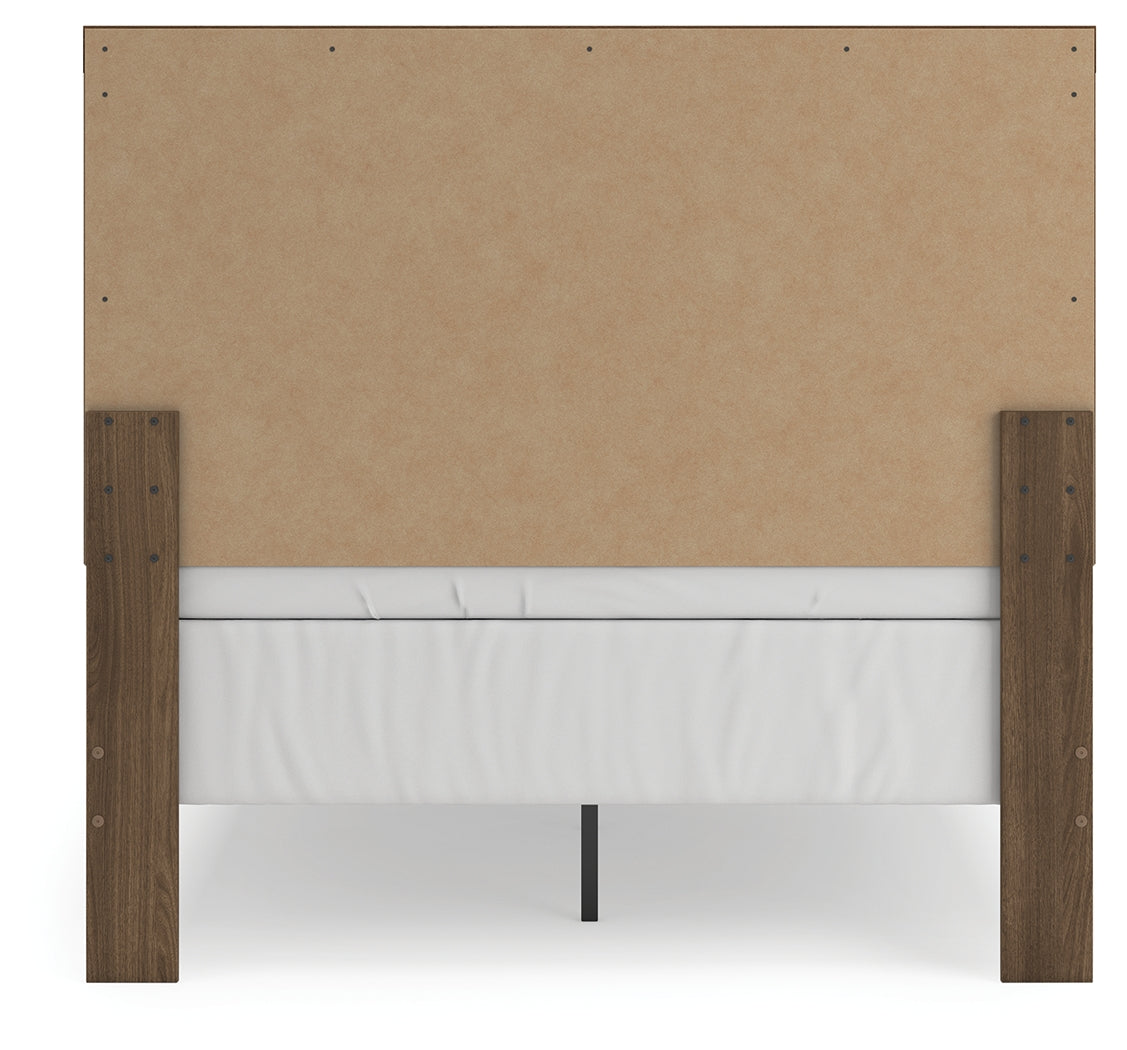 Broachmyn Auburn Full Panel Bed - PCB1116B9