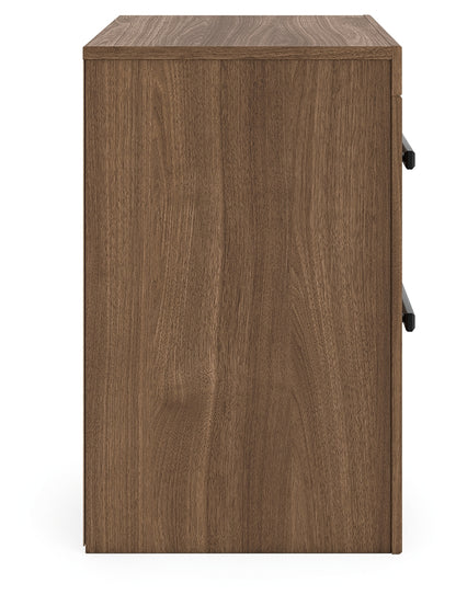Broachmyn Auburn Nightstand - PCB1116-92