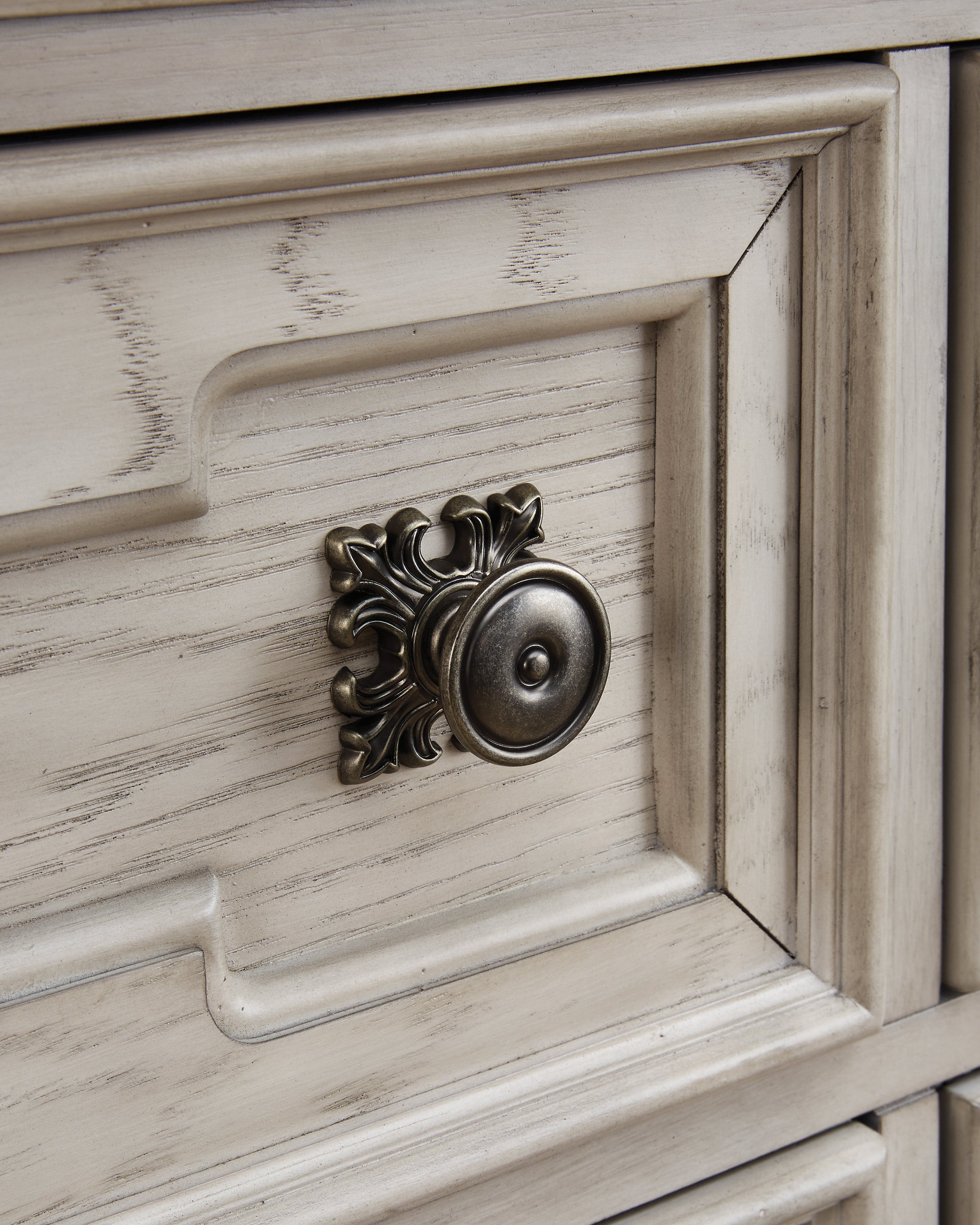 Bruchandi Antique White Nightstand - PCB948-93