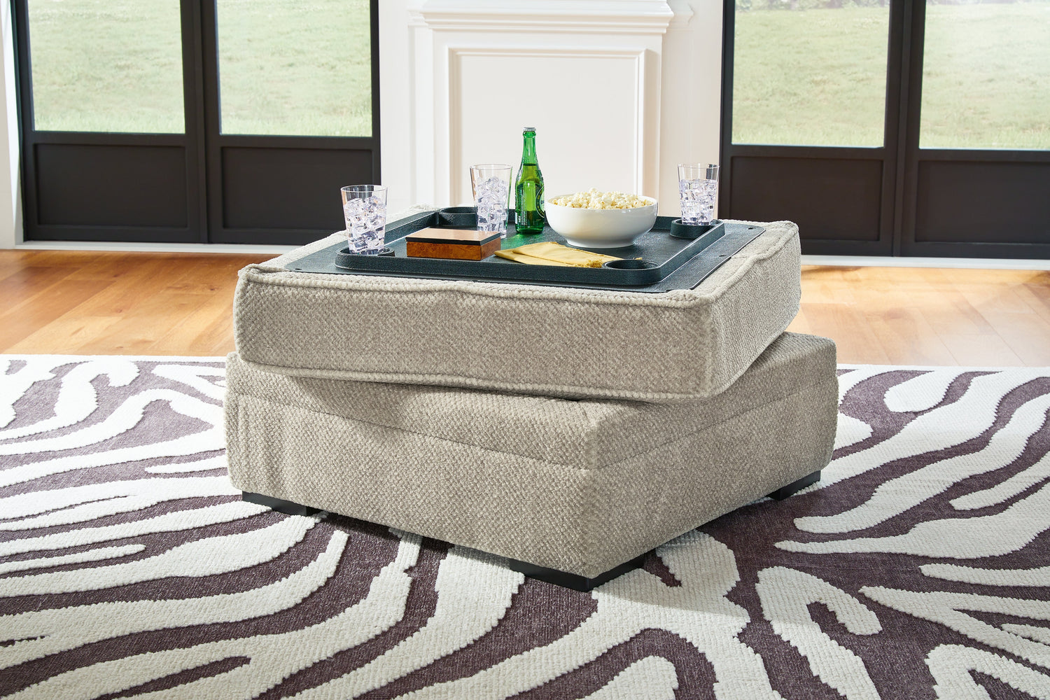 Calnita 2-Piece Sectional with Ottoman in Sisal - PKG015792