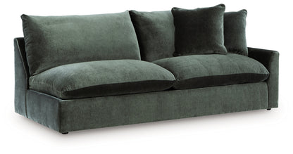 Carriage View Jade Right-Arm Facing Sofa - 7800167