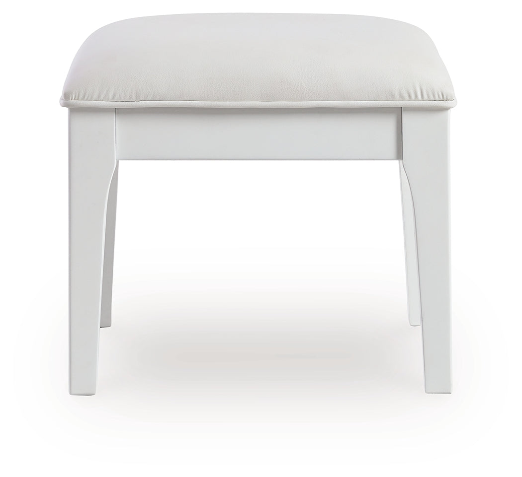 Chalanna Vanity, Mirror and Stool - B822B6