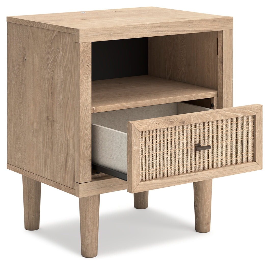 Cielden King Panel Bed with Mirrored Dresser and 2 Nightstands in Two-tone - PKG018919