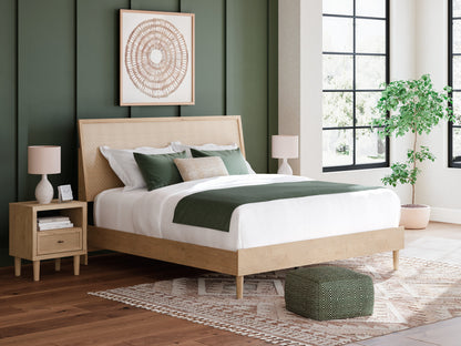 Cielden King Panel Bed with Mirrored Dresser and 2 Nightstands in Two-tone - PKG018919