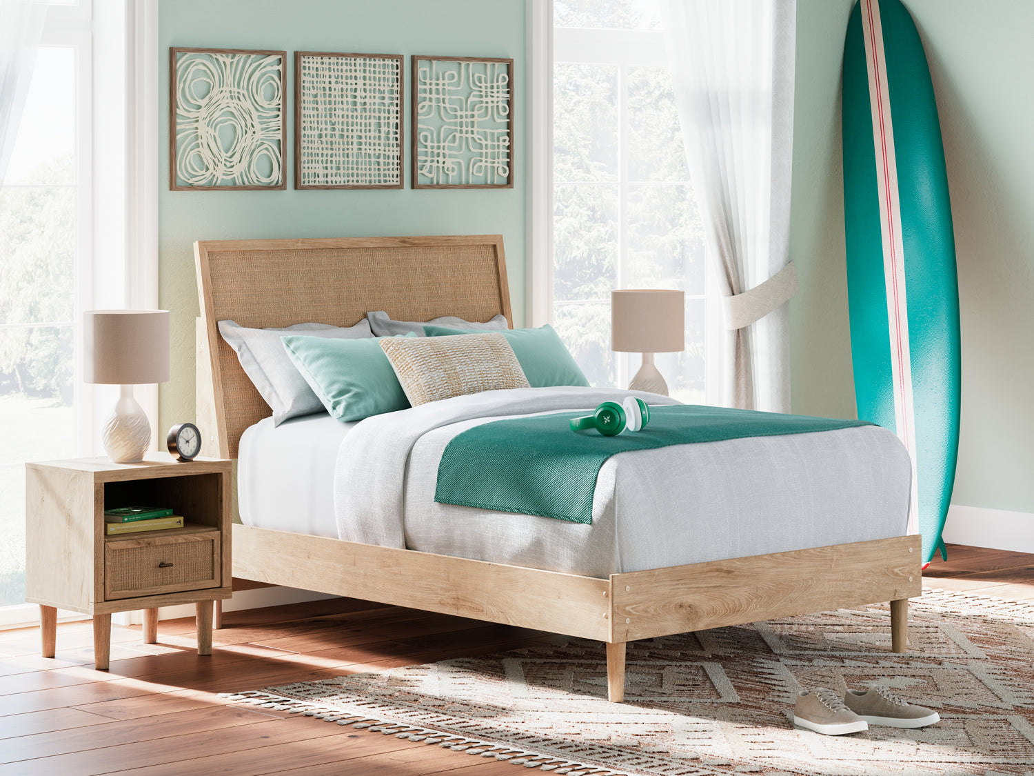 Cielden Two-tone Full Panel Bed - B1199B6