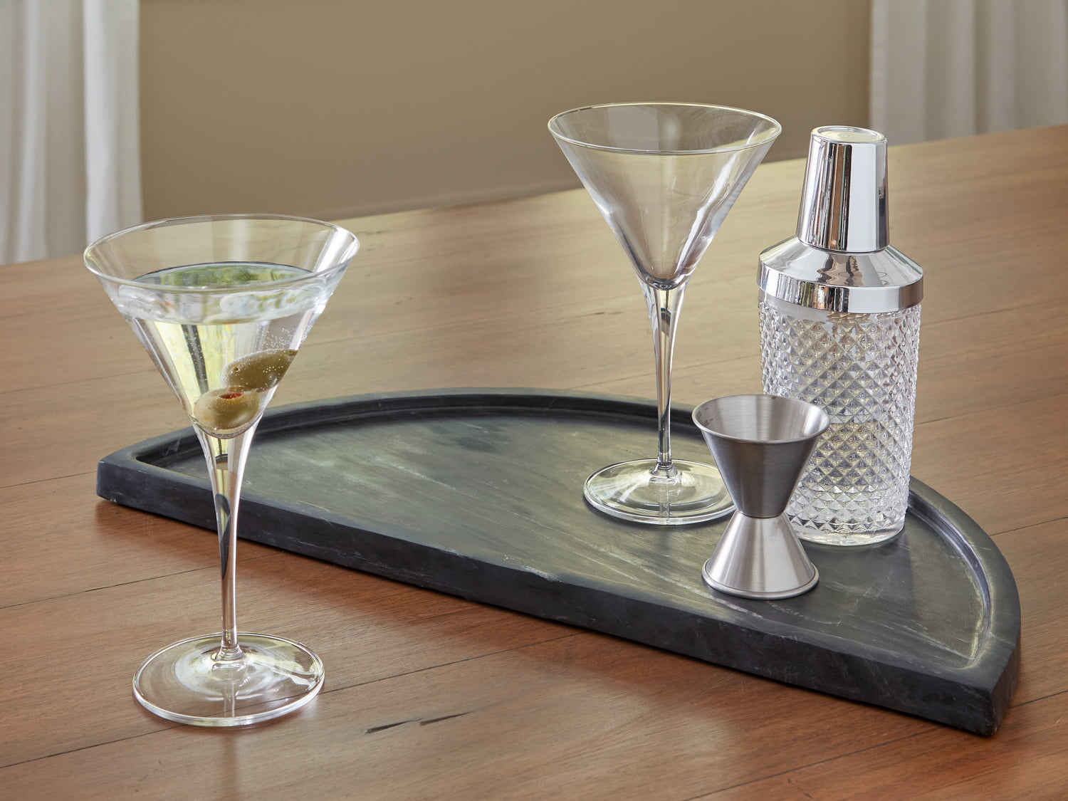 Cortsen Black Tray - A2000793