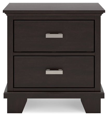 Covetown California King Panel Bed with 2 Nightstands in Dark Brown from Ashley - Luna Furniture
