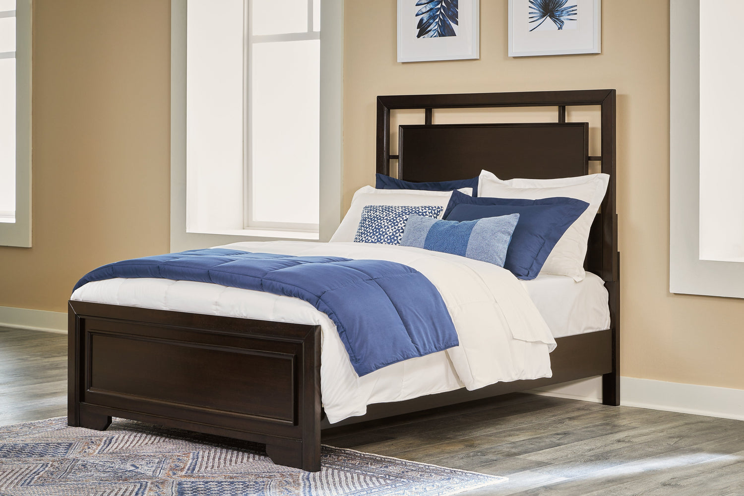 Covetown Full Panel Bed with Mirrored Dresser and Nightstand in Dark Brown - PKG016629