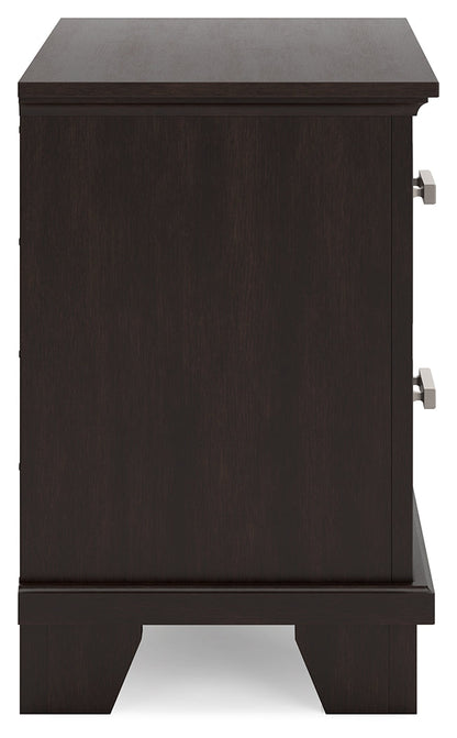 Covetown King Panel Bed with Mirrored Dresser and 2 Nightstands in Dark Brown from Ashley - Luna Furniture