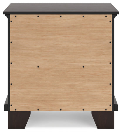 Covetown Queen Panel Bed with Dresser and 2 Nightstands in Dark Brown from Ashley - Luna Furniture