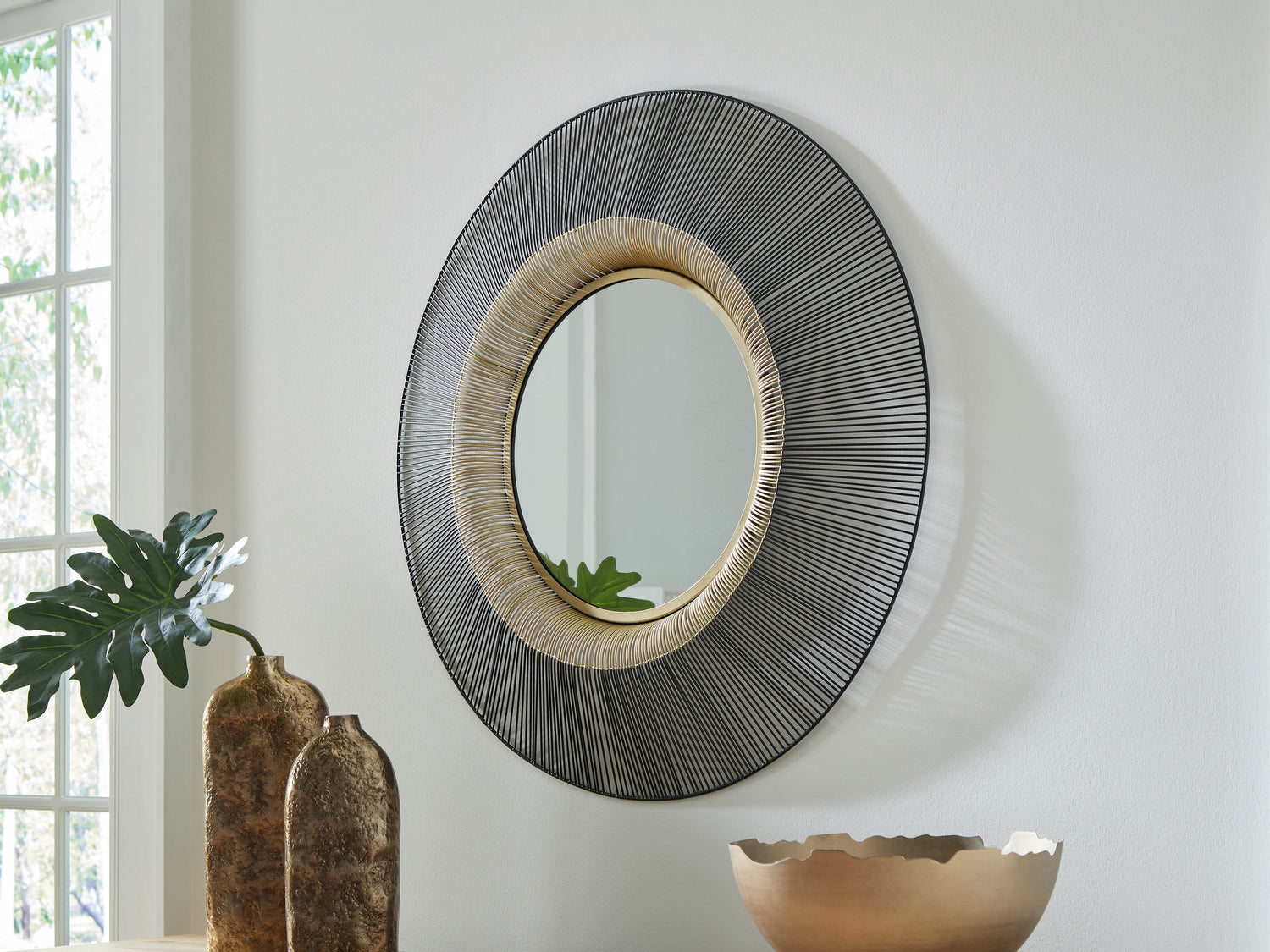 Dallmen Black/Gold Finish Accent Mirror - A8010407