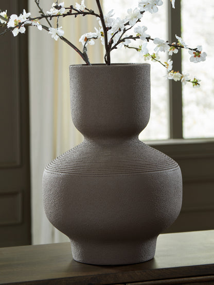 Dalsen Brown Vase - A2000873