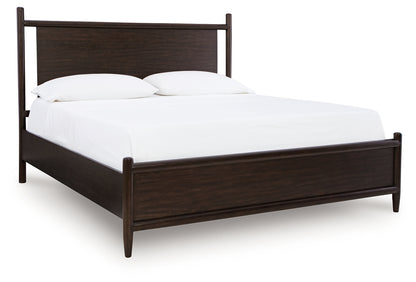 Dantenton Merlot King Panel Bed - B611B6