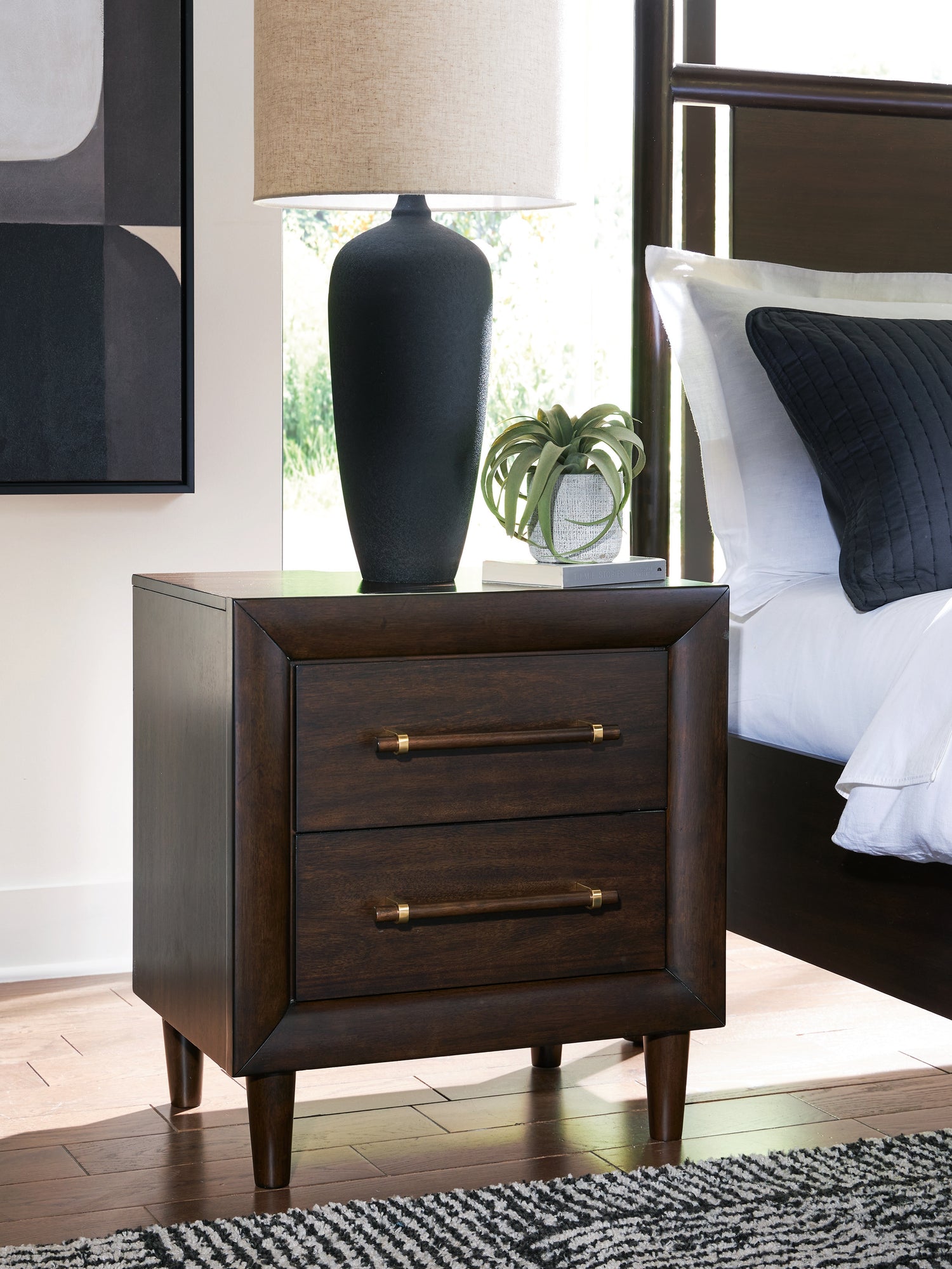 Dantenton Merlot Nightstand - B611-92