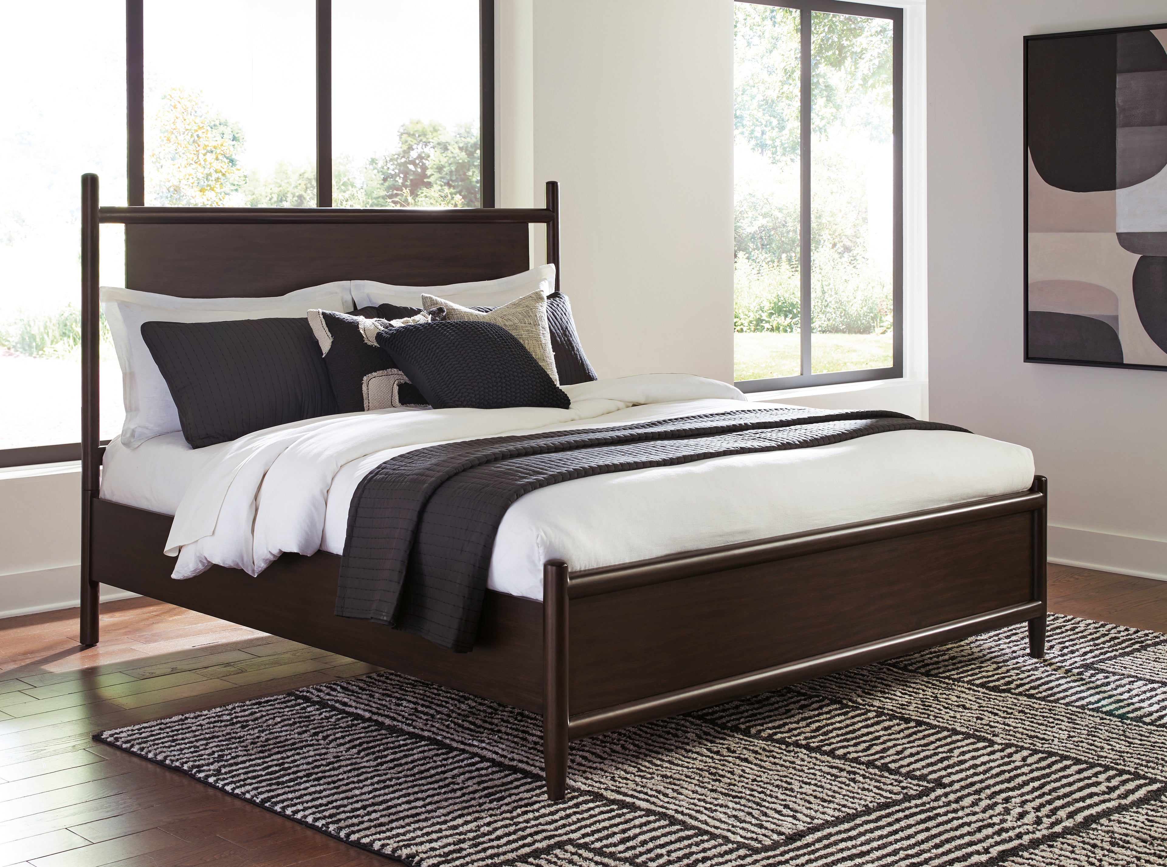 Dantenton Queen Panel Bed, Dresser and Mirror - B611B3
