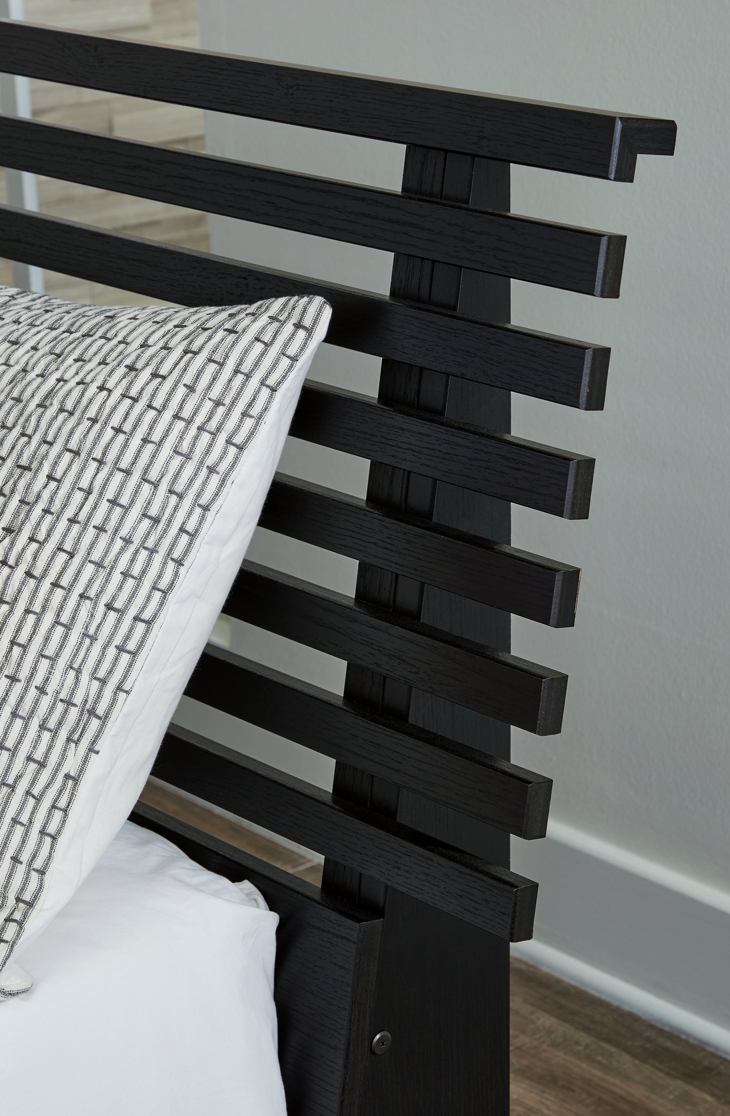 Danziar Black Queen Slat Headboard - B1013-157