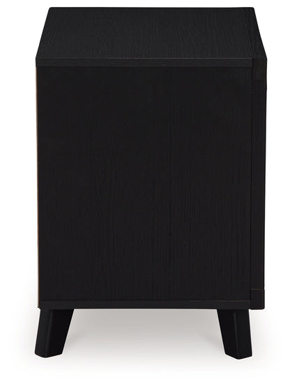 Danziar Queen Panel Headboard with Mirrored Dresser and 2 Nightstands in Black - PKG016016