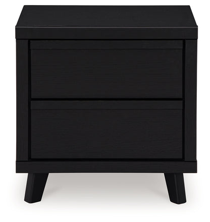 Danziar Queen Panel Platform Bed and 2 Nightstands - B1013B33