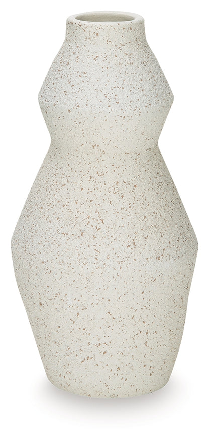 Dawthorne Cream Vase - A2000851