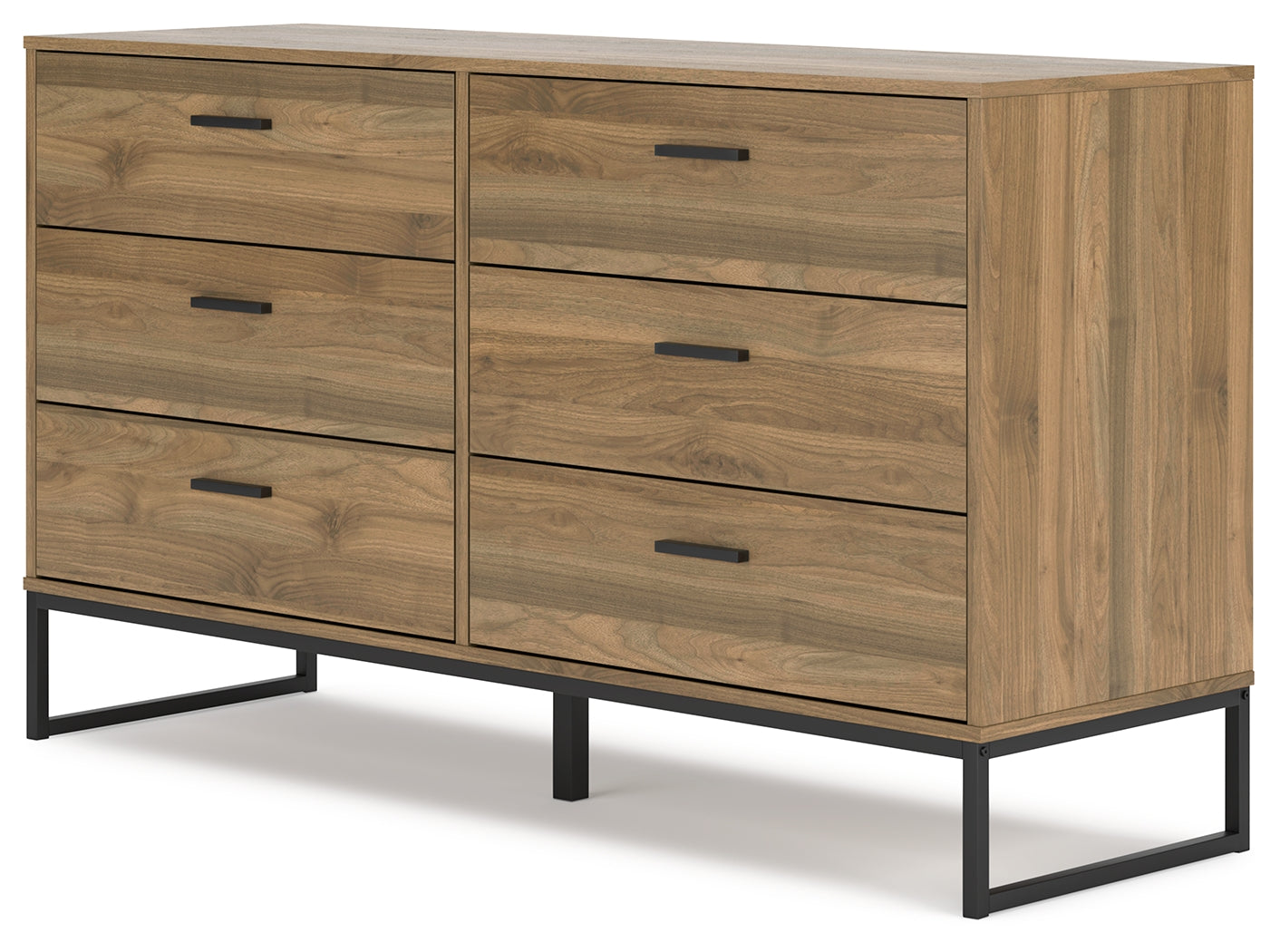 Deanlow Full Platform Bed with Dresser in Honey - PKG017191