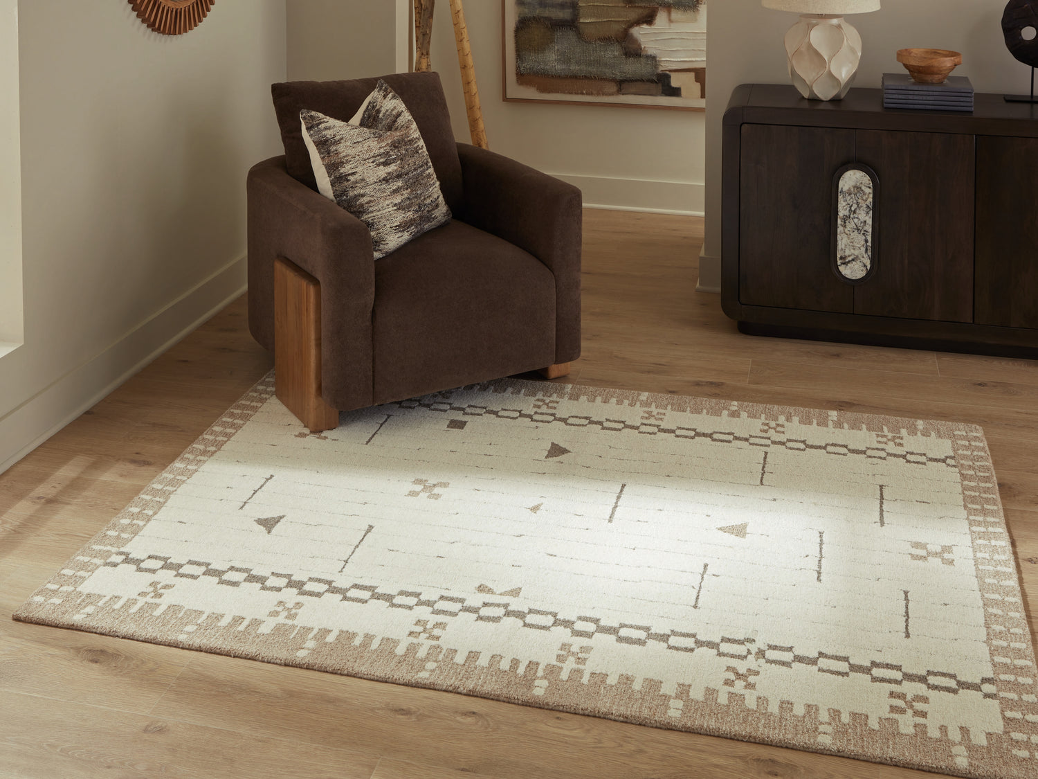 Dot Cream/Brown/Taupe Medium Rug - R407652