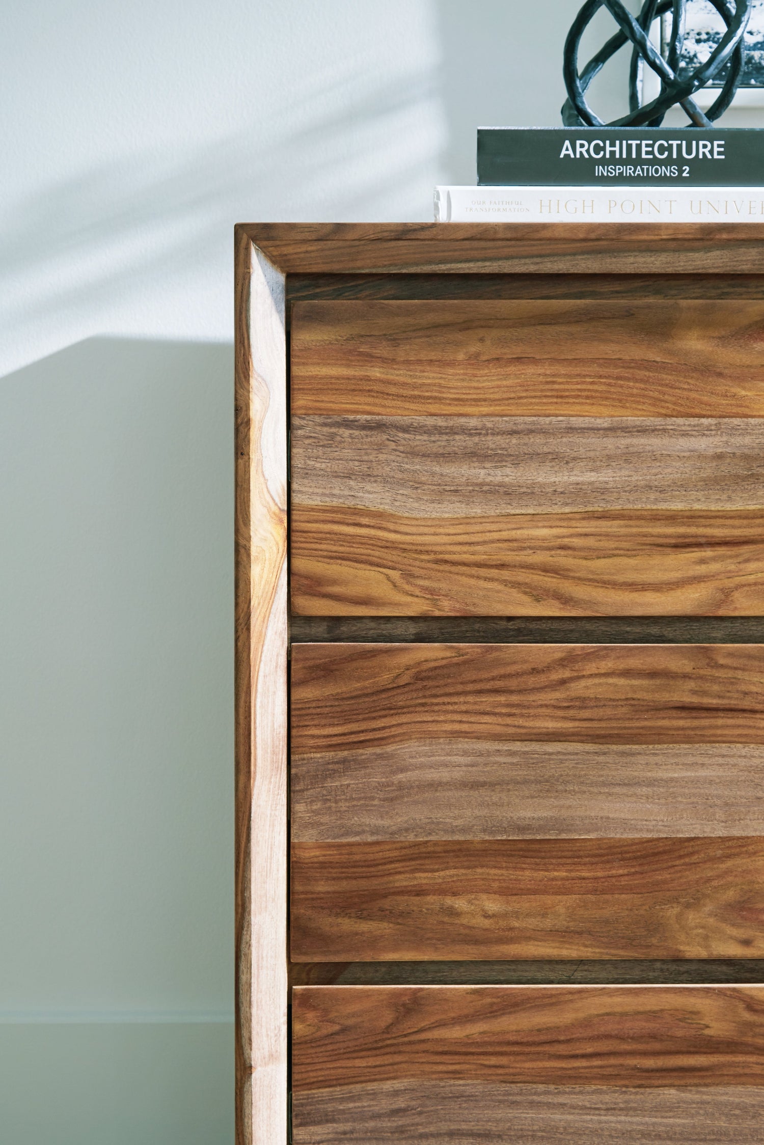 Dressonni Brown Dresser - B790-31