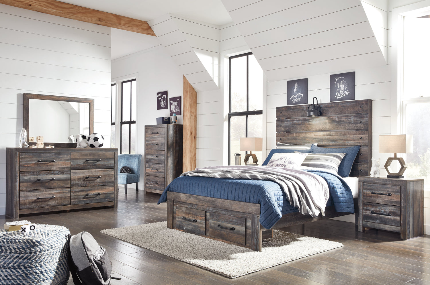Drystan Full Panel Bed with 2 Storage Drawers with Mirrored Dresser in Multi - PKG003357