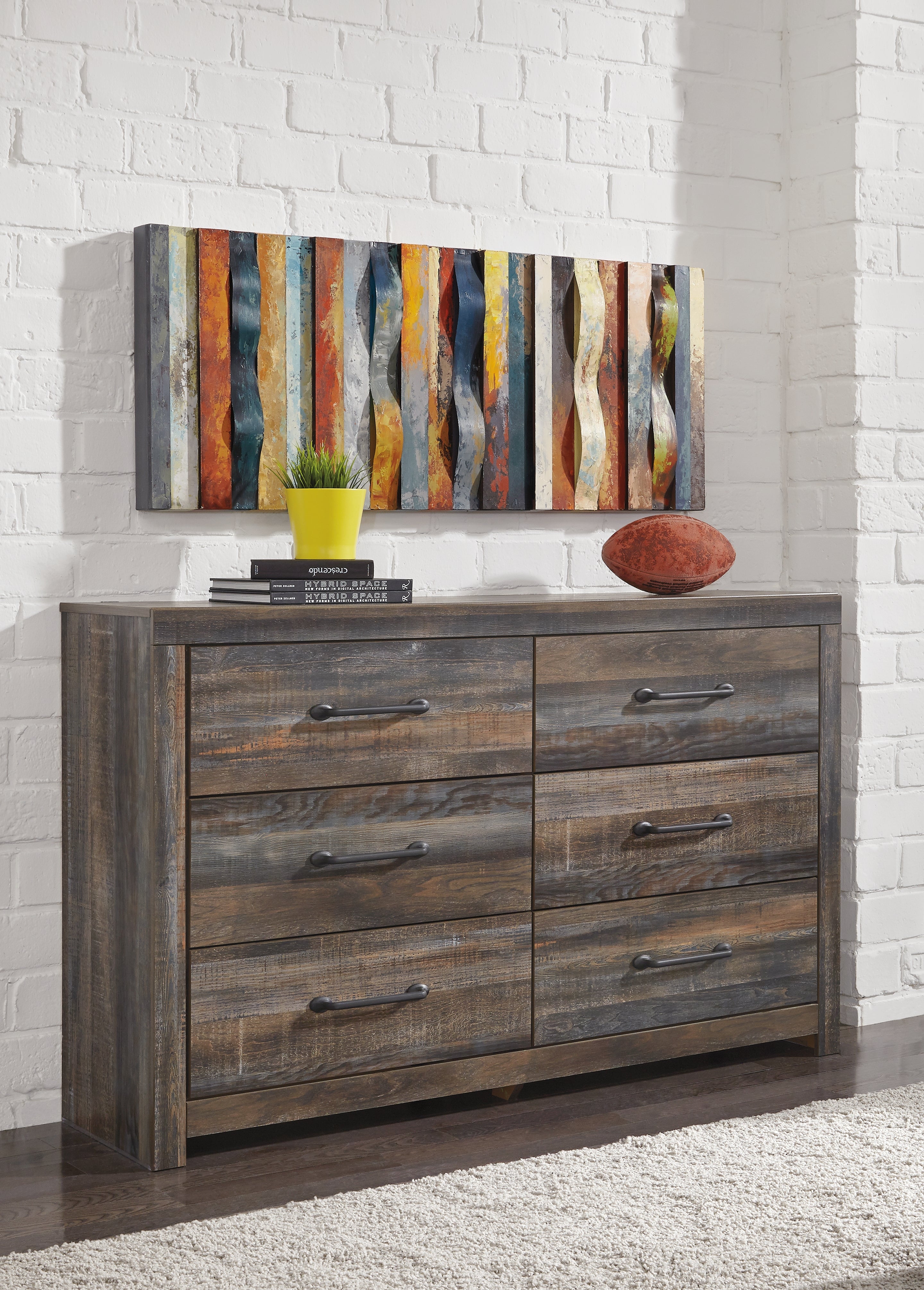 Drystan Queen Panel Bed with Dresser and Nightstand in Multi - PKG020437